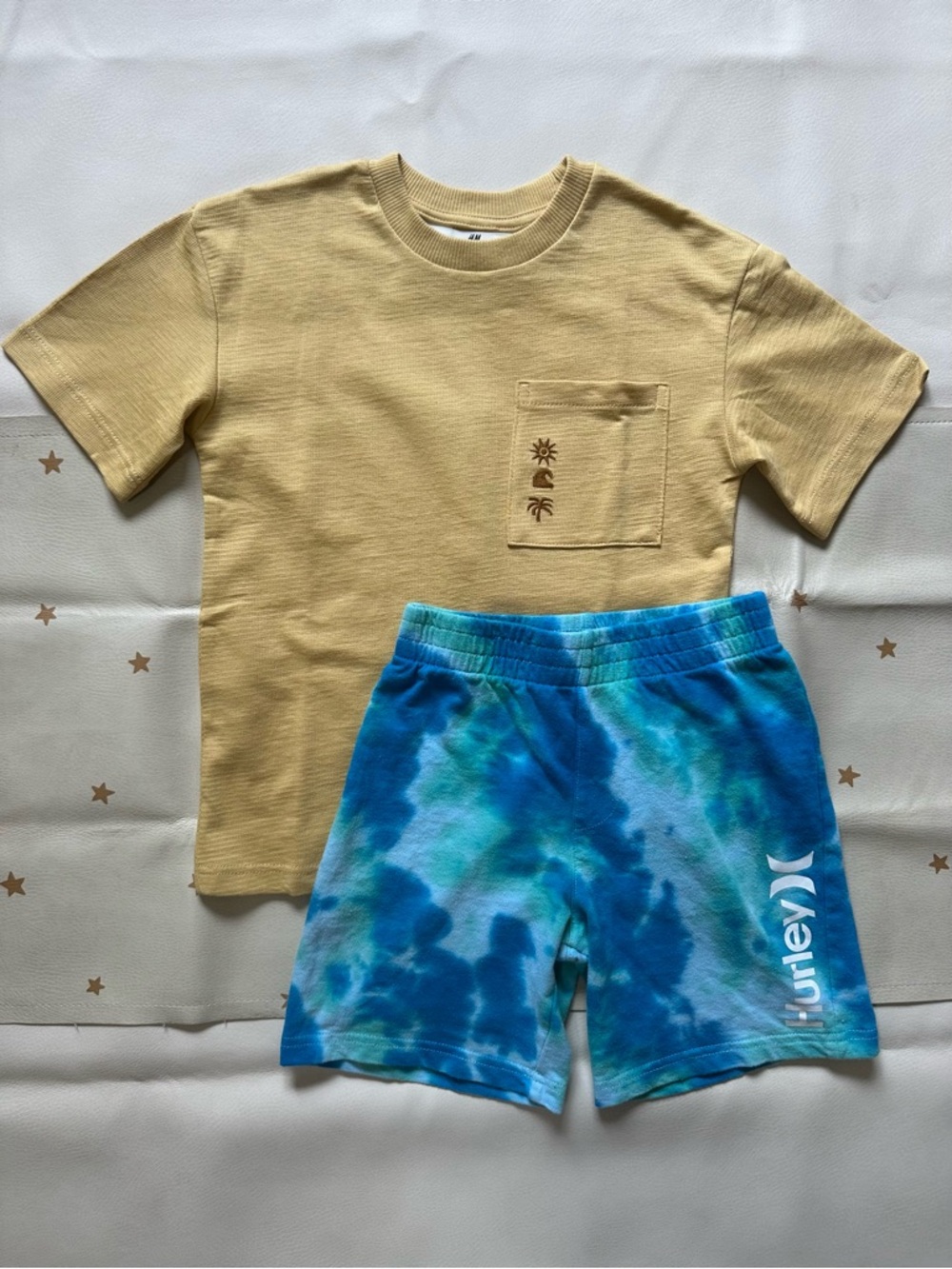 5/6 H&M Yellow Embroidered Sun Pocket Tee with Blue Green Tie-Dye Shorts